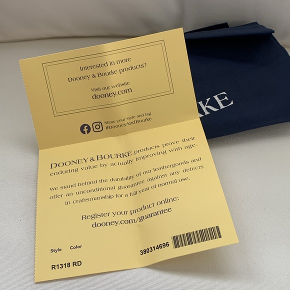 NWT - Dooney & Bourke Camera Crossbody - Picture 6 of 6